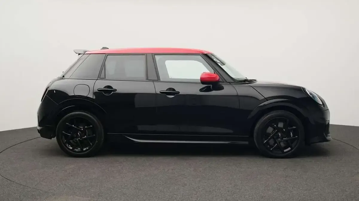Gebraucht Mini John Cooper Works 156 PS (114 kW) 2025 Schwarz Kleinwagen
