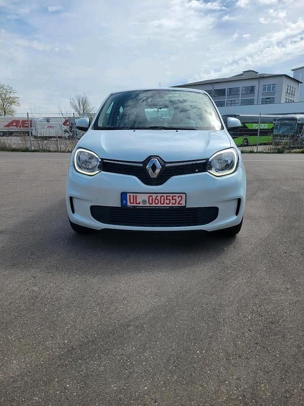 Gebraucht Renault Twingo 65 PS (47 kW) 2021 Weiß Kleinwagen