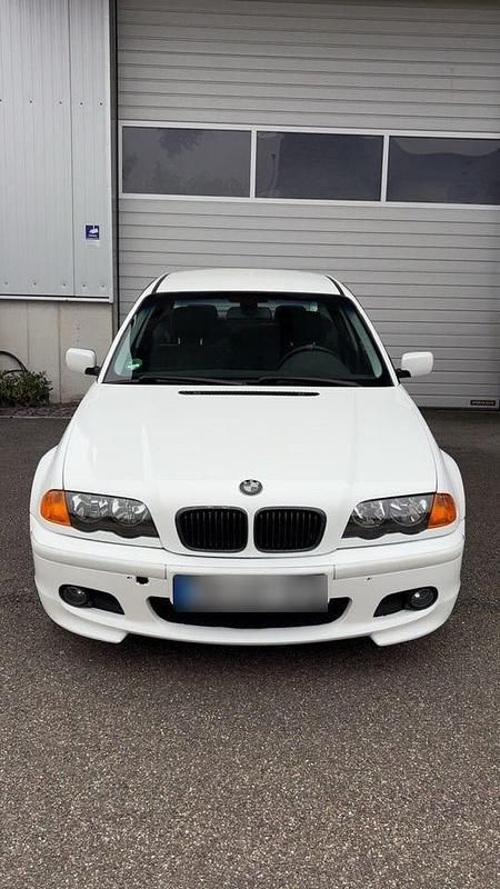 Gebraucht BMW 318 1998 Weiß Limousine