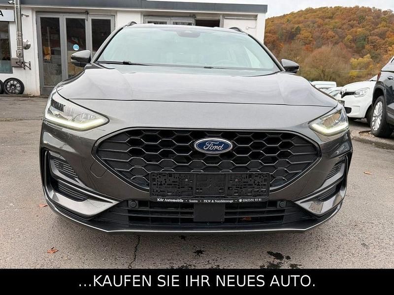 Gebraucht Ford Focus ST-Line 155 PS (114 kW) 2023 Grau Limousine