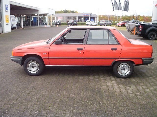 Gebraucht Renault R9 60 PS (44 kW) 1983 Rot Limousine