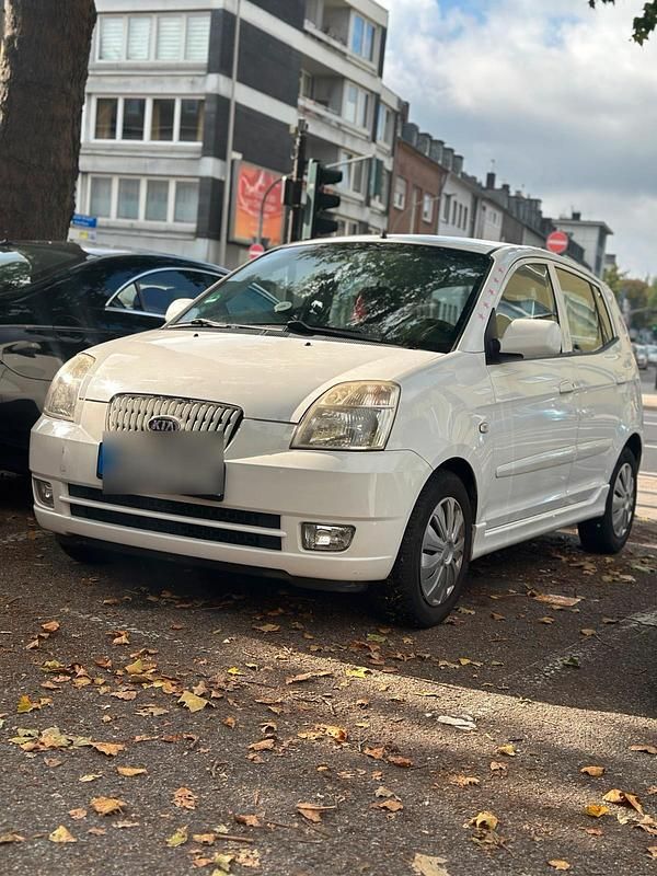 Weiß Gebraucht 2004 Kia Picanto 2 Kleinwagen | 1.800 € (Etwas zu teuer) - Bild 1/4