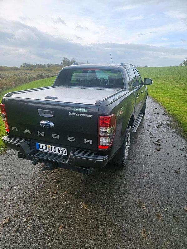 Używany Ford Ranger Wildtrack 200 KM (147 kW) 2016 Czarny Pickup