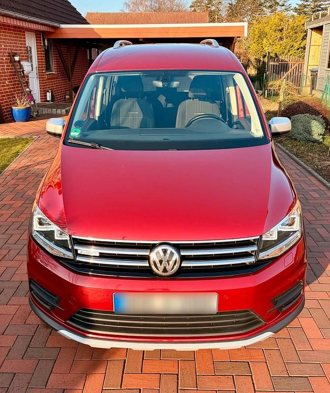Gebraucht VW Caddy 110 PS (80 kW) 2016 Rot Van / Kleinbus