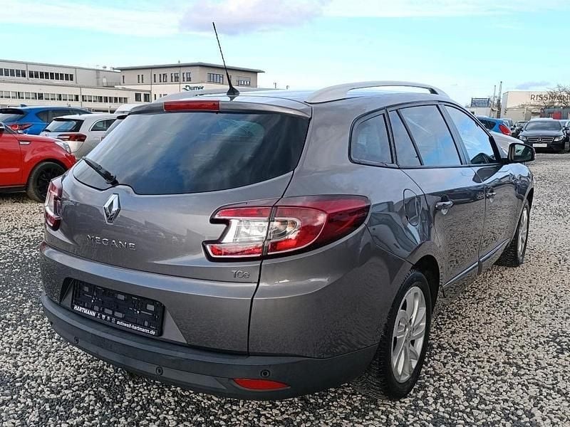 Gebraucht Renault Mégane III 132 PS (97 kW) 2015 Grau Kombi
