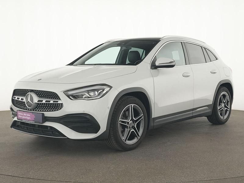 Digitalweiss Gebraucht 2022 Mercedes GLA250 AMG SUV | 36.901 € (Guter Preis) - Bild 1/4