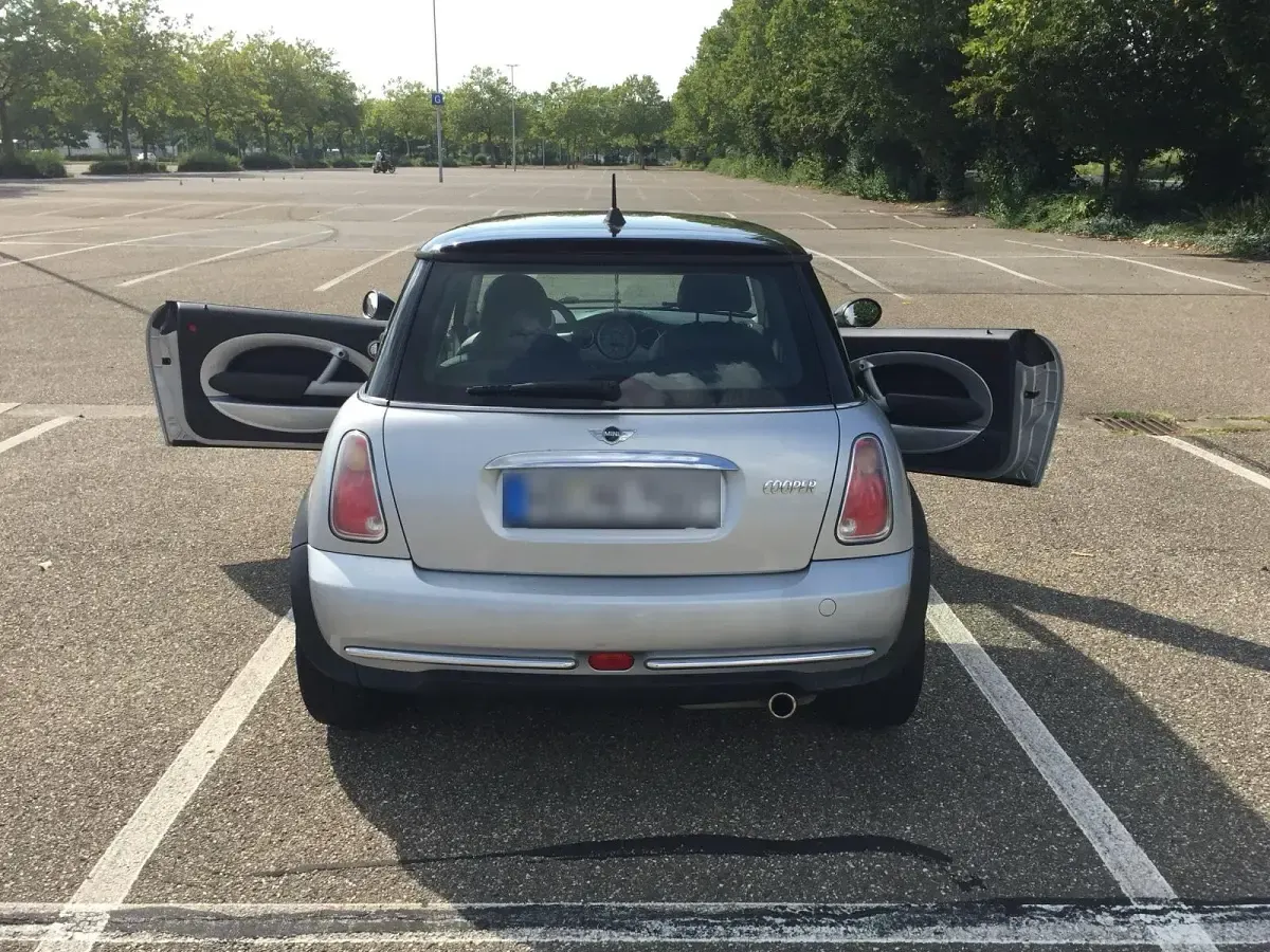 Usata Mini Cooper 120 CV (88 kW) 2006 Argento Utilitaria