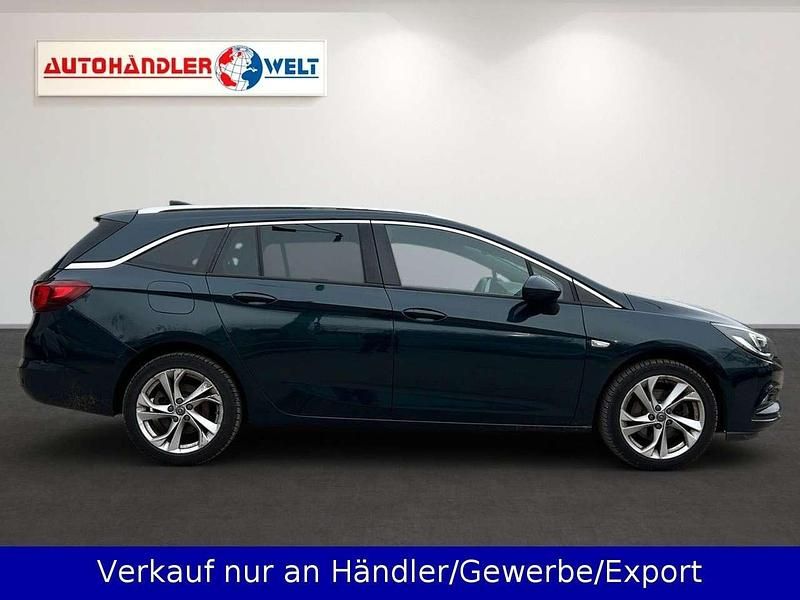 Gebraucht Opel Astra Dynamic 110 PS (80 kW) 2016 Grün Kombi