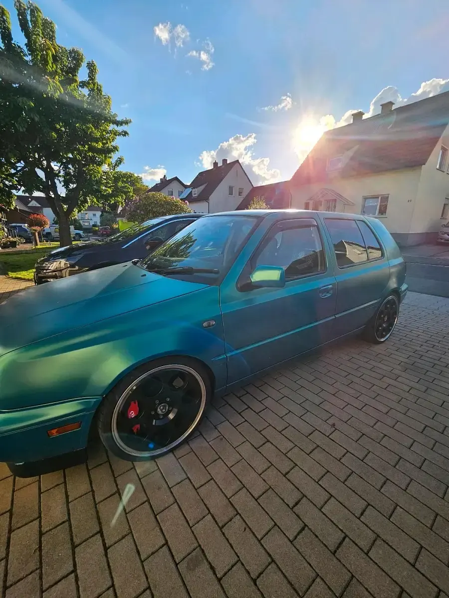 Gebraucht VW Golf III 75 PS (55 kW) 1997 Andere farben Kleinwagen