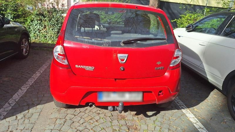 Gebraucht Dacia Sandero 75 PS (55 kW) 2009 Rot Kleinwagen