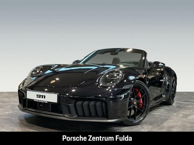 Schwarz Neu 2025 Porsche 911 Carrera 4 GTS Cabrio | 217.890 € (Superpreis) - Bild 1/4