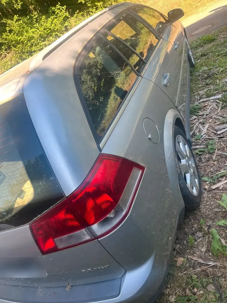 Gebraucht Opel Vectra 155 PS (114 kW) 2004 Silber Kombi