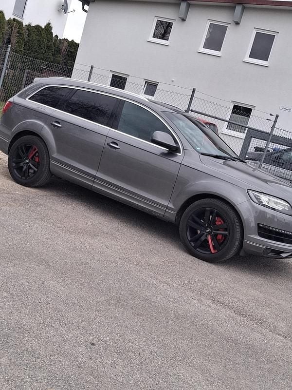 Używany Audi Q7 239 KM (175 kW) 2010 Szary SUV