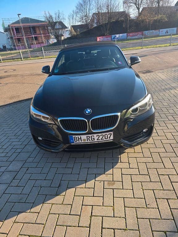 Gebraucht BMW 218 Advantage 136 PS (100 kW) 2017 Schwarz Cabrio