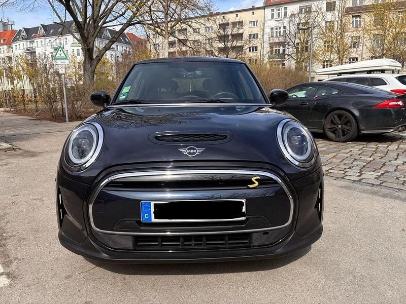 Gebraucht Mini Cooper SE 135 kW (184 PS) 2021 Schwarz Kleinwagen
