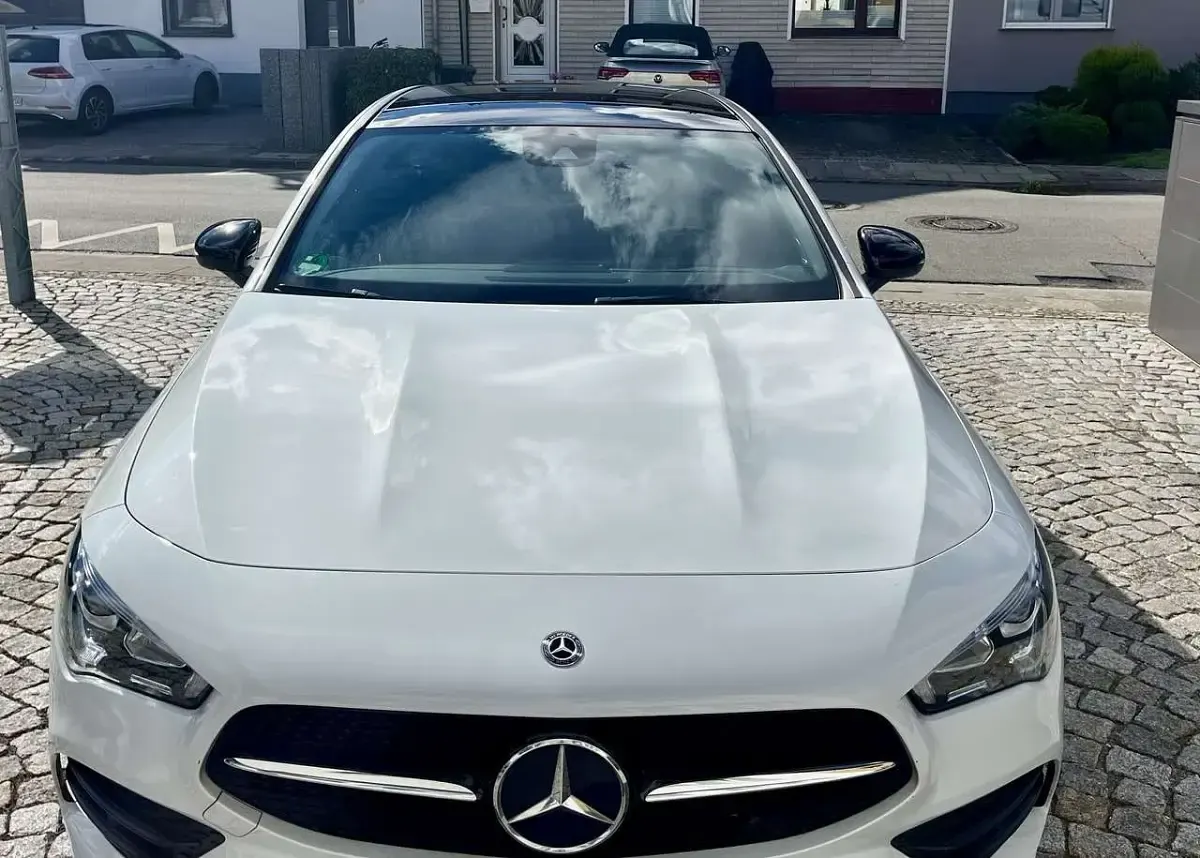 Gebraucht Mercedes CLA180 Edition 1 136 PS (100 kW) 2020 Grau Limousine