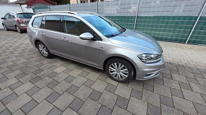 Gebraucht VW Golf VII Join 150 PS (110 kW) 2019 Grau Kombi