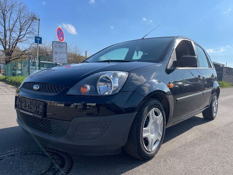 Black metallic Gebraucht 2006 Ford Fiesta Ambiente Kleinwagen | 2.500 € (Fairer Preis) - Bild 1/4