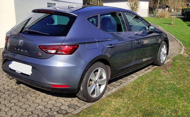 Gebraucht Seat Leon FR 150 PS (110 kW) 2016 Grau Limousine