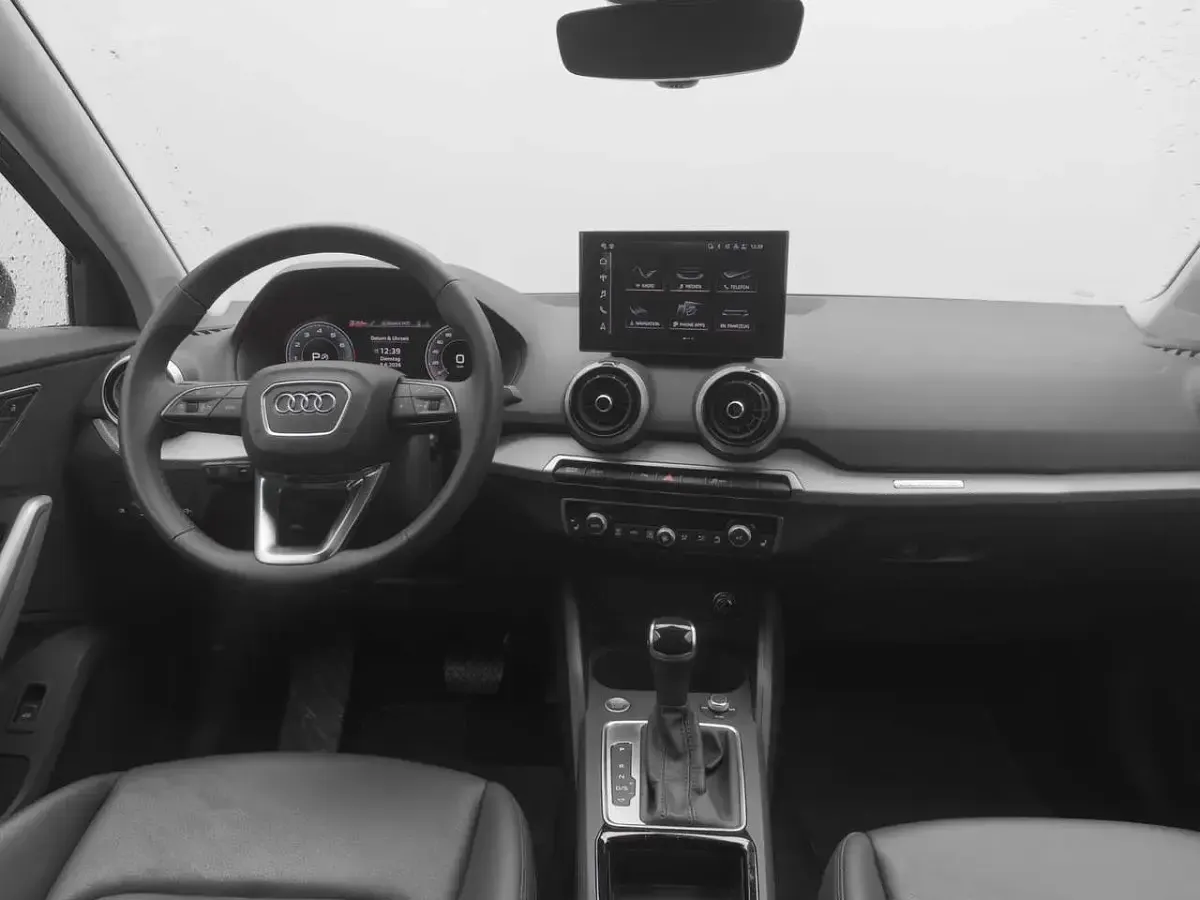 Gebraucht Audi Q2 Advanced Plus 190 PS (139 kW) 2025 Mythosschwarz metallic SUV