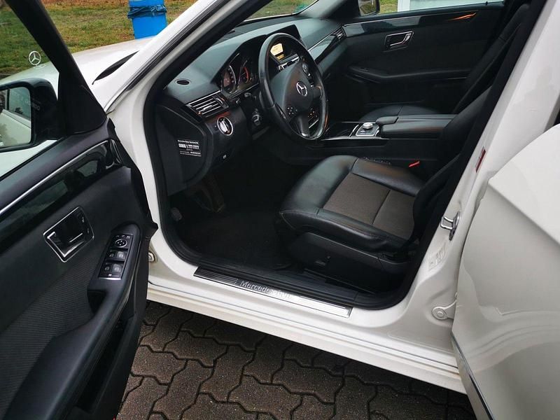Gebraucht Mercedes E350 Avantgarde 231 PS (169 kW) 2010 Weiß Kombi