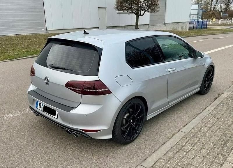 Gebraucht VW Golf VII R 300 PS (220 kW) 2016 Silber Limousine