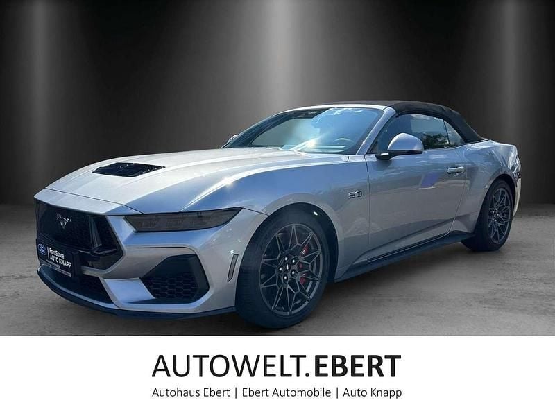 Iconic silber met. Gebraucht 2025 Ford Mustang GT Convertible Cabrio | 63.990 € (Fairer Preis) - Bild 1/4