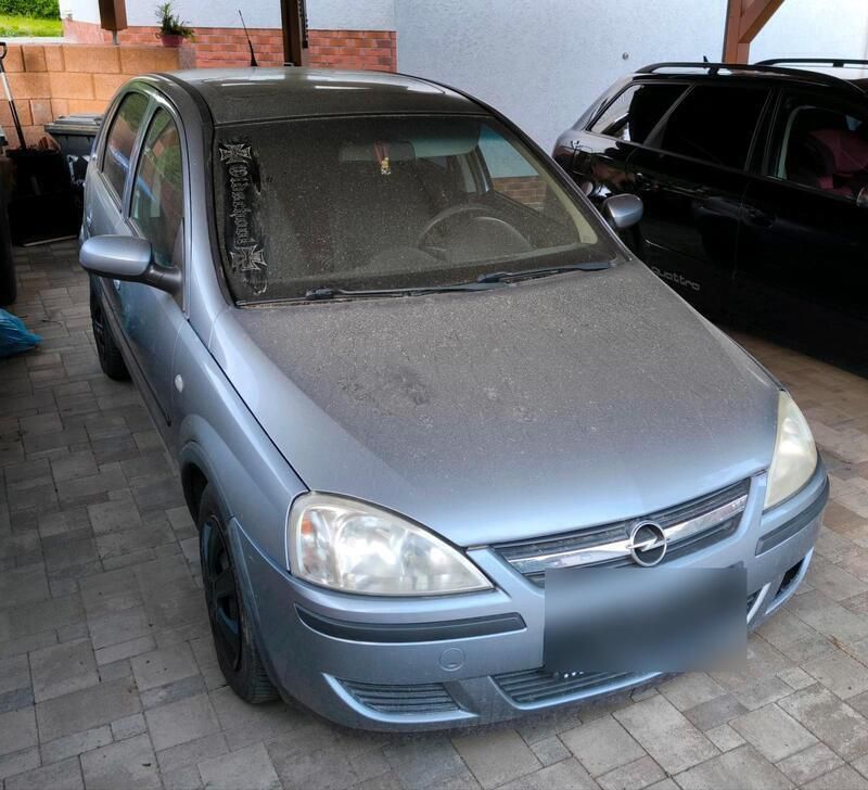 Silber Gebraucht 2004 Opel Corsa Kleinwagen | 550 € (Superpreis) - Bild 1/4