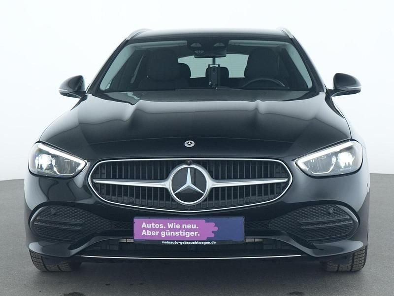 Gebraucht Mercedes C300 Avantgarde 258 PS (189 kW) 2024 Schwarz Limousine