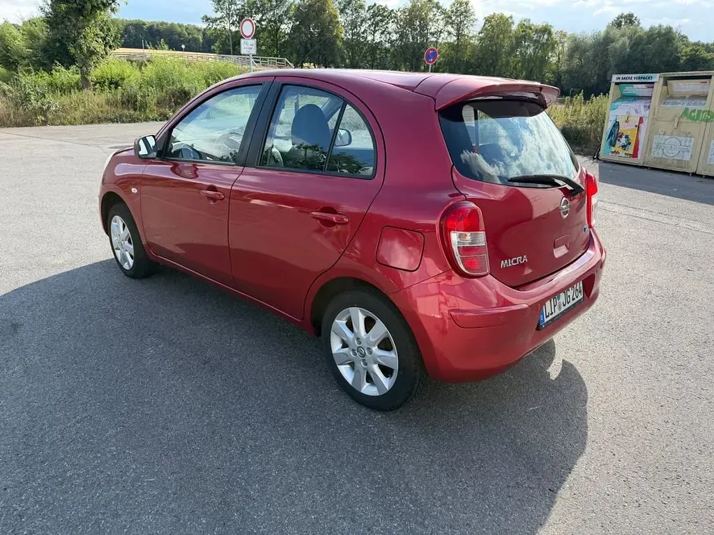 Gebraucht Nissan Micra 80 PS (58 kW) 2012 Rot Kleinwagen