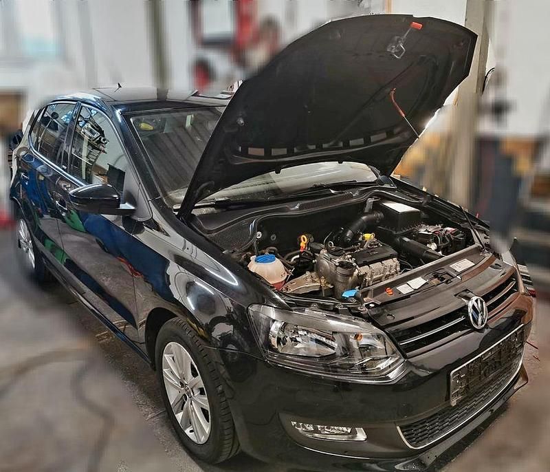 Gebraucht VW Polo Style 69 PS (50 kW) 2011 Schwarz Kleinwagen