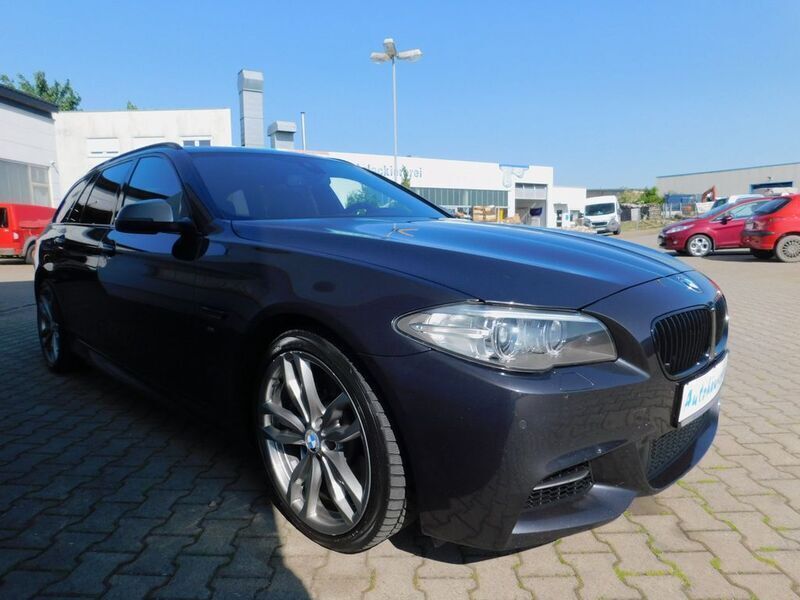Gebraucht BMW M550 Performance 381 PS (280 kW) 2013 Grau Limousine