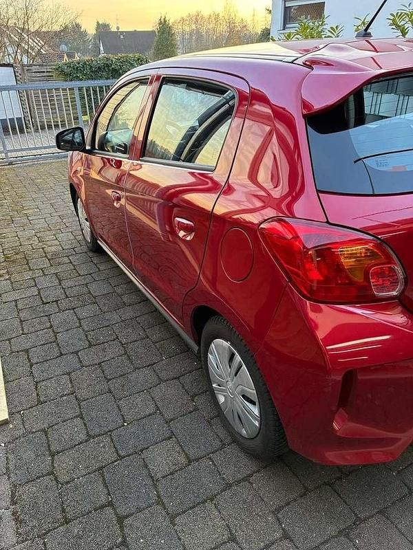 Second-hand Mitsubishi Space Star 71 CP (52 kW) 2022 Berlinǎ