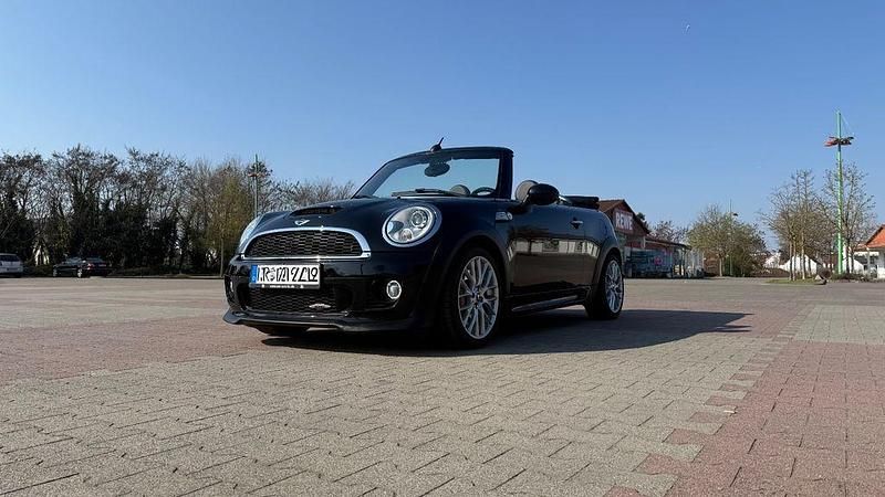 Gebraucht Mini John Cooper Works 211 PS (155 kW) 2015 Schwarz Kleinwagen