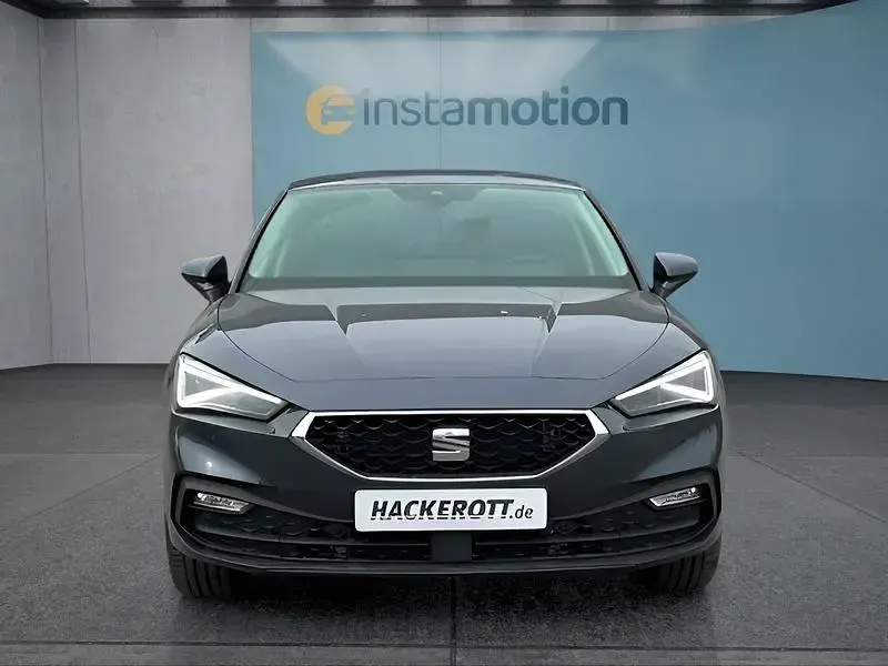 Second-hand Seat Leon Style 150 CP (110 kW) 2025 Gri Hatchback