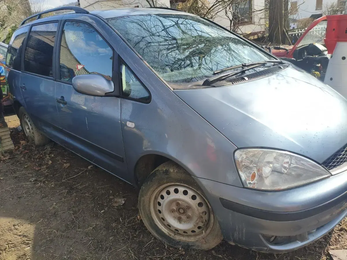 Gebraucht Ford Galaxy 150 PS (110 kW) 2002 Blau Van / Kleinbus