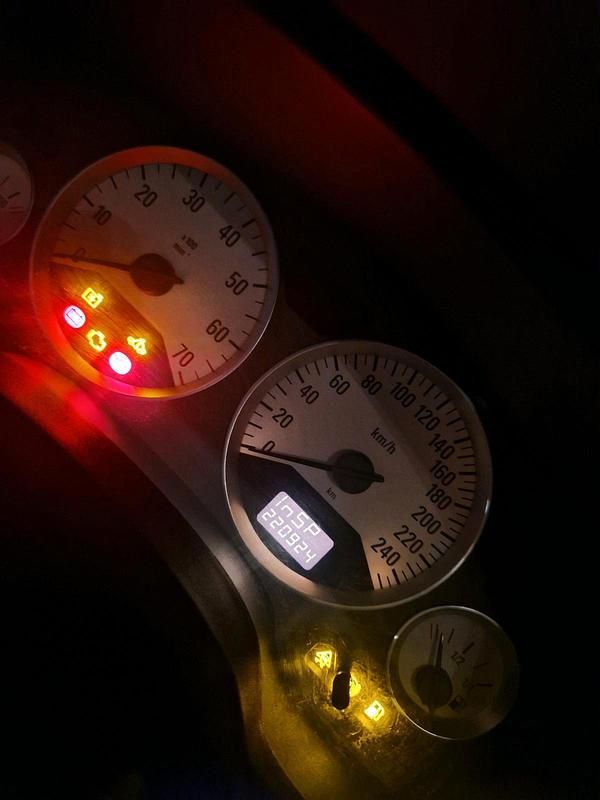 Blau Gebraucht 2001 Opel Astra Coupé | 4.000 € (Etwas zu teuer) - Bild 1/4