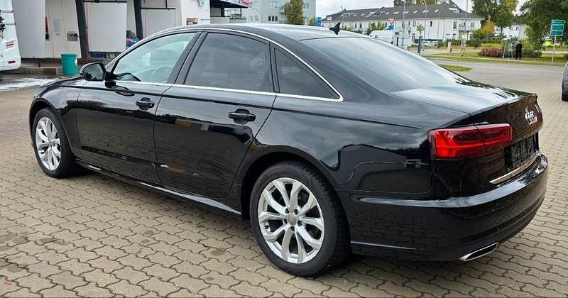 Gebraucht Audi A6 Ambiente 190 PS (139 kW) 2015 Schwarz Limousine