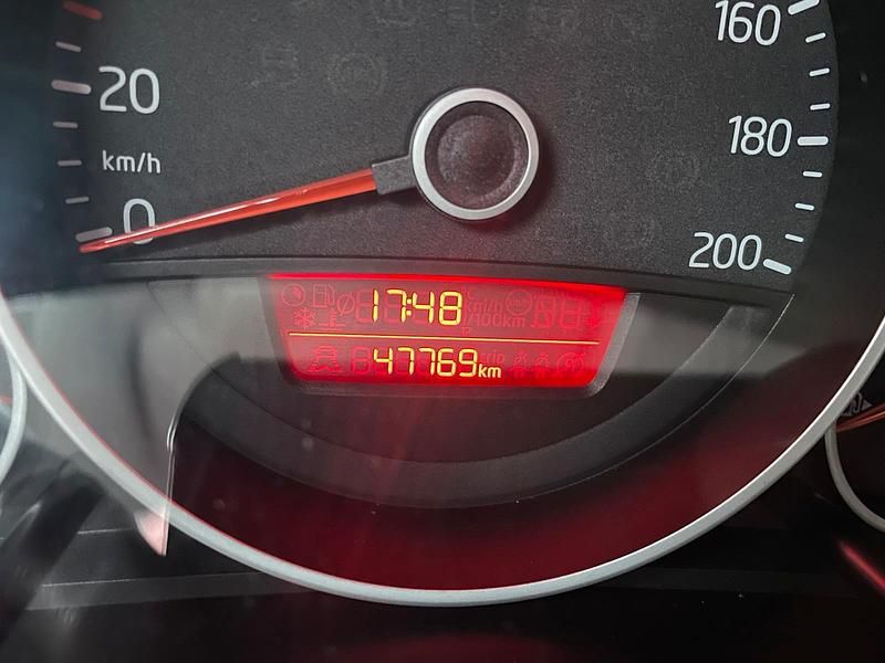 Gebraucht VW up! high up! 60 PS (44 kW) 2012 Rot Kleinwagen