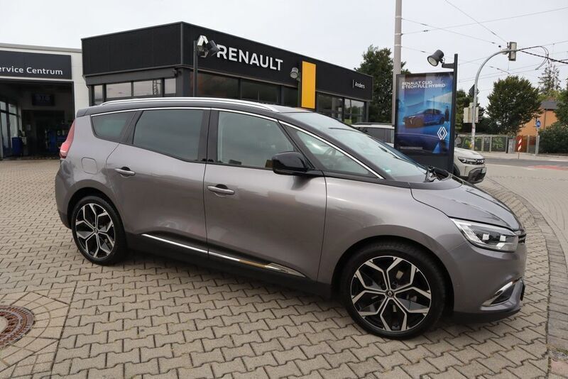 Grau Gebraucht 2023 Renault Scénic IV Techno Van / Kleinbus | 28.989 € - Bild 1/4