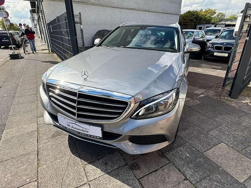 Silber Gebraucht 2015 Mercedes C220 Avantgarde Kombi | 16.990 € (Fairer Preis) - Bild 1/4