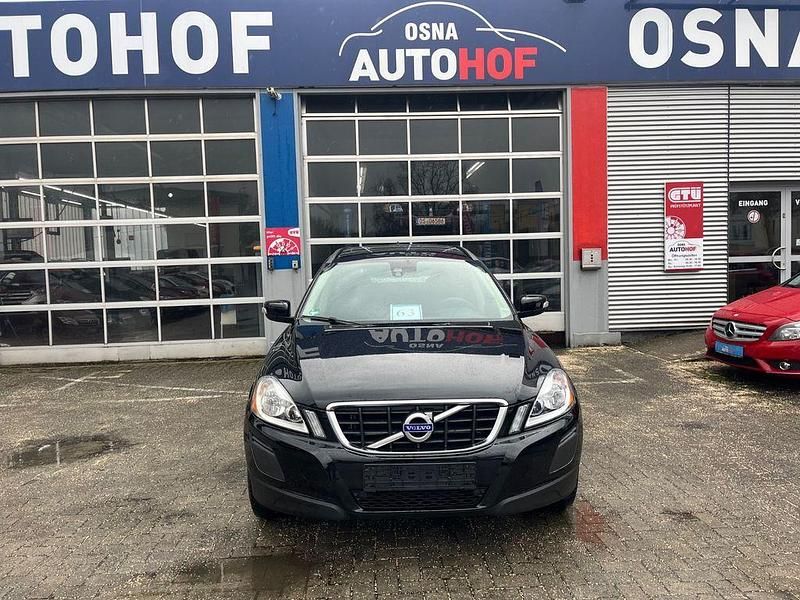 Gebraucht Volvo XC60 Basis 163 PS (119 kW) 2009 Schwarz SUV