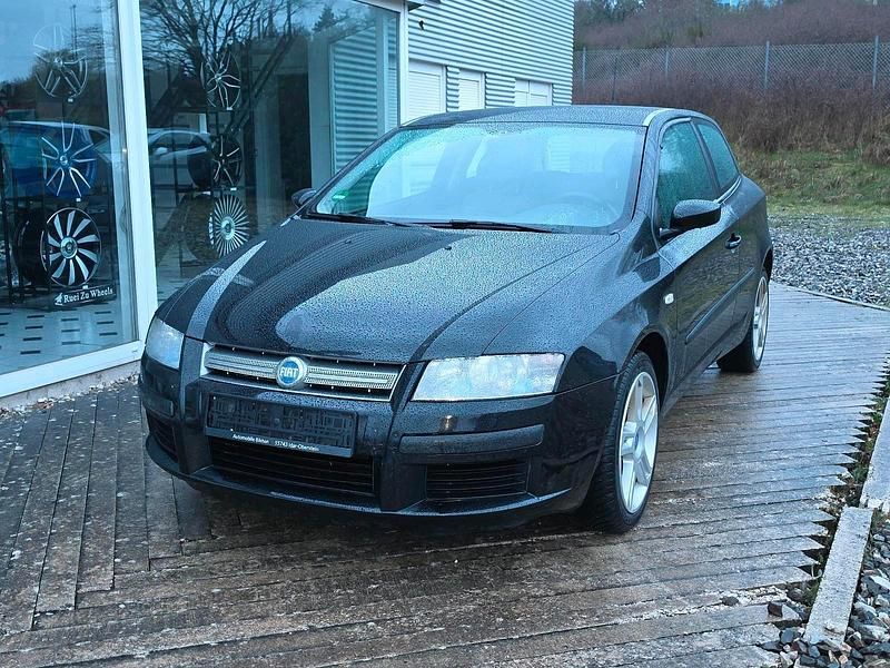 Gebraucht Fiat Stilo 105 PS (77 kW) 2006 Schwarz Kleinwagen