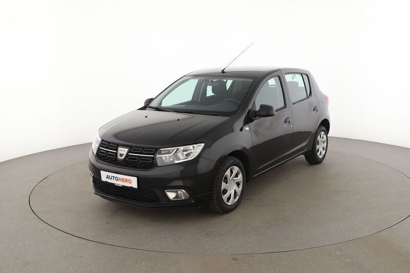 Schwarz Gebraucht 2020 Dacia Sandero Essentiel Kleinwagen | 9.320 € (Superpreis) - Bild 1/4