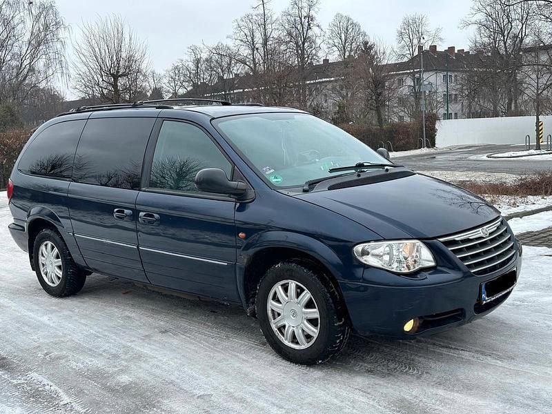 Gebraucht Chrysler Voyager 150 PS (110 kW) 2006 Blau Van / Kleinbus
