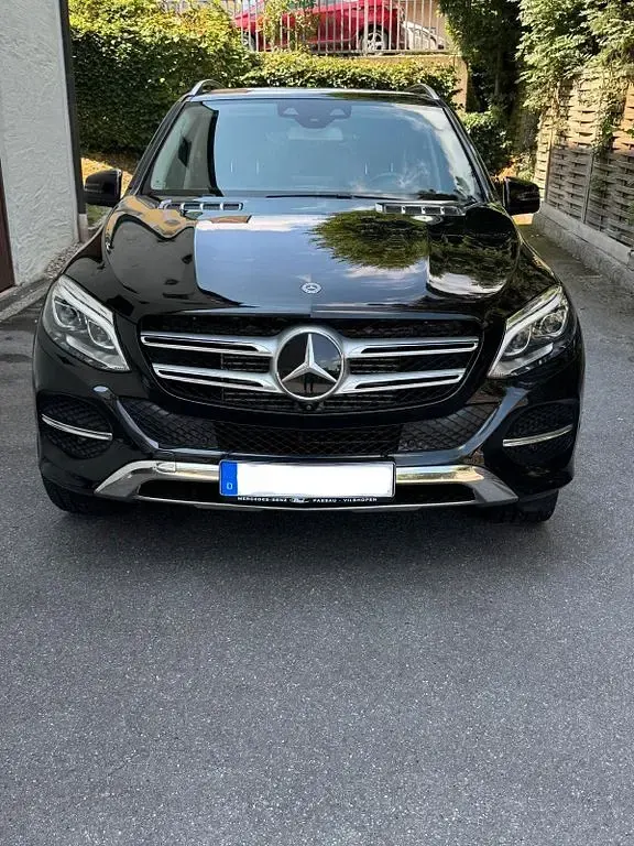 Gebraucht Mercedes GLE350 258 PS (189 kW) 2017 Schwarz SUV