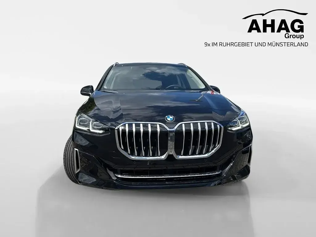 Neu BMW 218 Efficient Dynamics 150 PS (110 kW) 2026 Schwarz Limousine