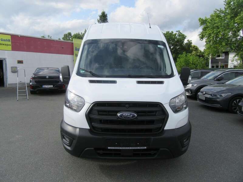 Gebraucht Ford Transit Trend 131 PS (96 kW) 2022 Frostweiß Van / Kleinbus