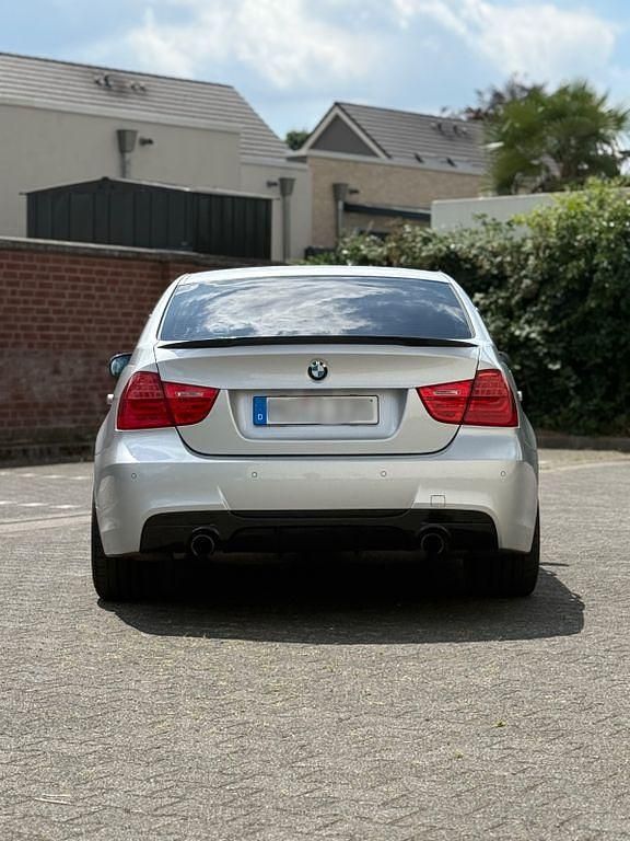 Gebraucht BMW 335 M Performance 306 PS (225 kW) 2009 Silber Limousine
