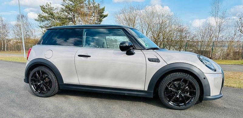 Gebraucht Mini Cooper 136 PS (100 kW) 2021 Grau Kleinwagen
